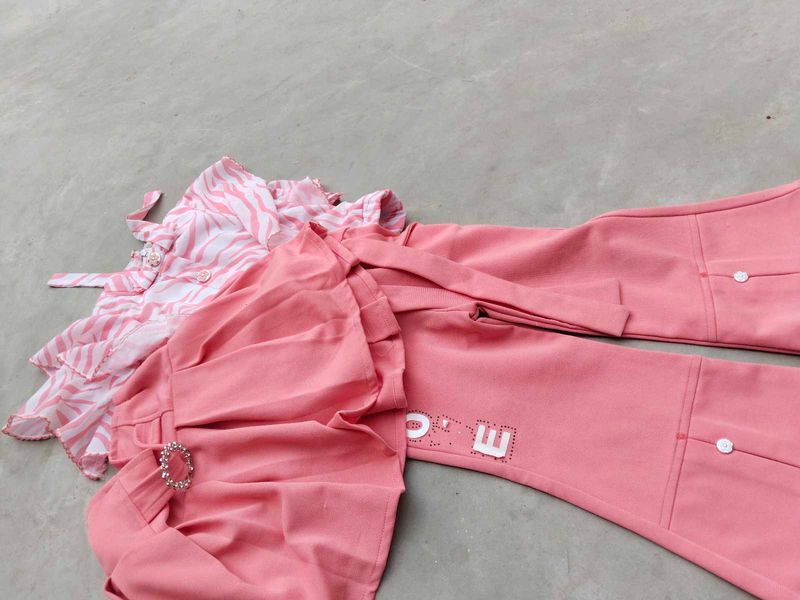 Stylish Pink Kurta Set with Embellishments