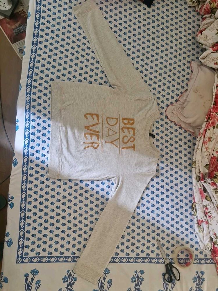 Light Grey "Best Day Ever" Sweatshirt