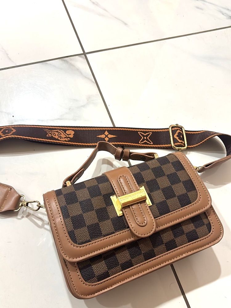 Stylish Brown Checkered Crossbody Bag