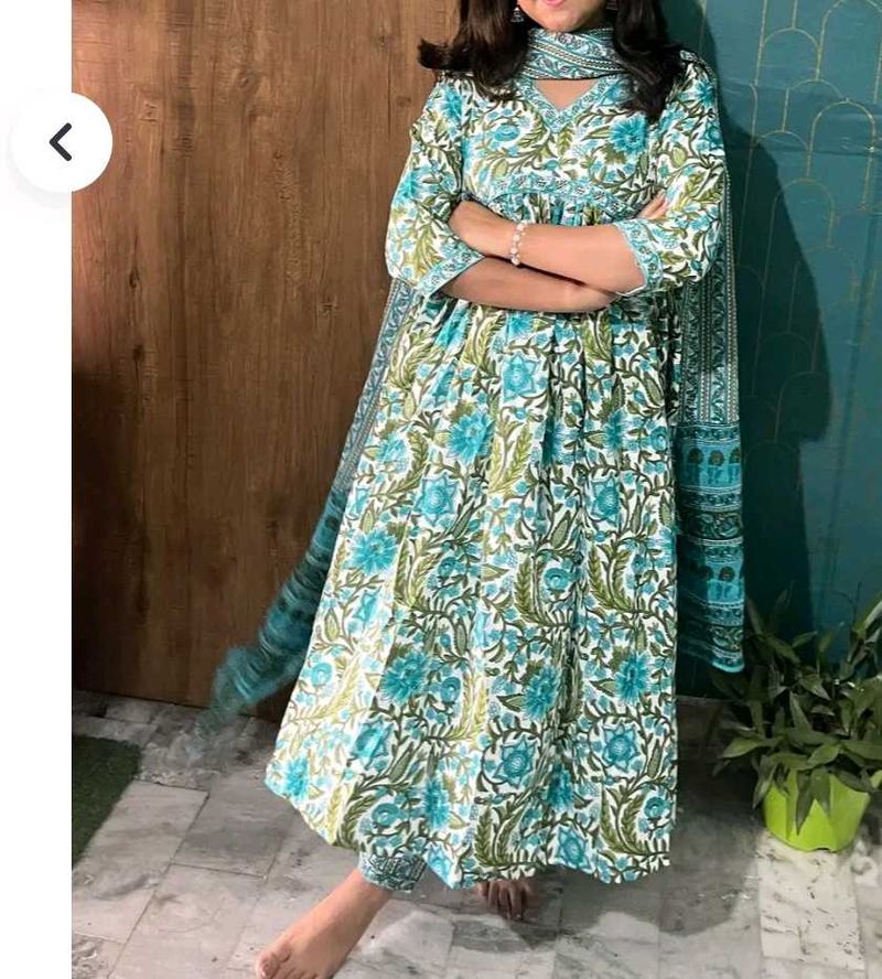Beautiful Blue Floral Kurta Set
