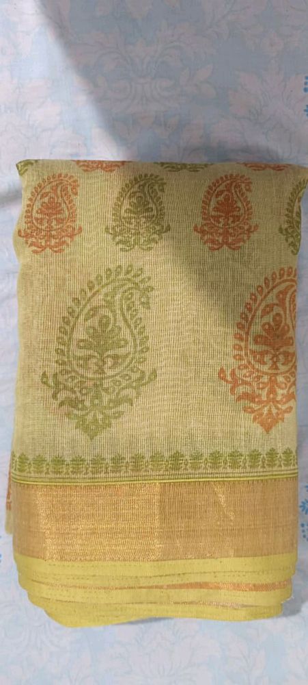 combo of two sarees