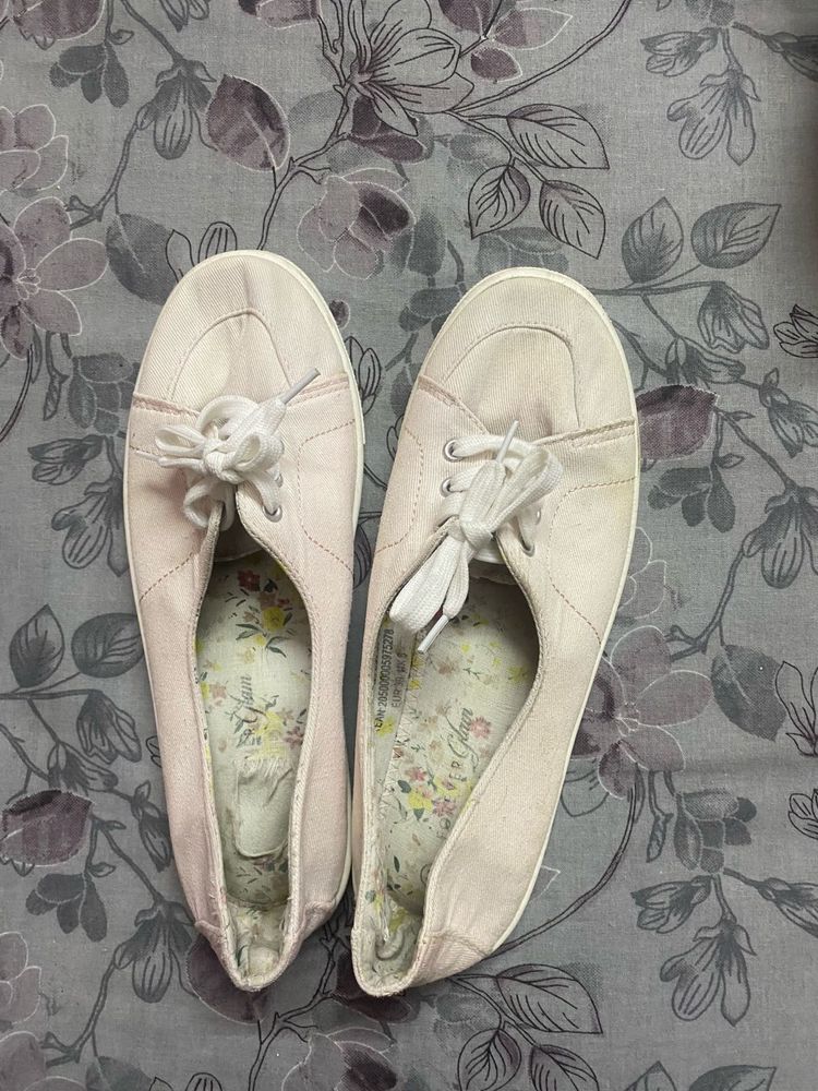 Light Pink Canvas Lace-Up Sneakers