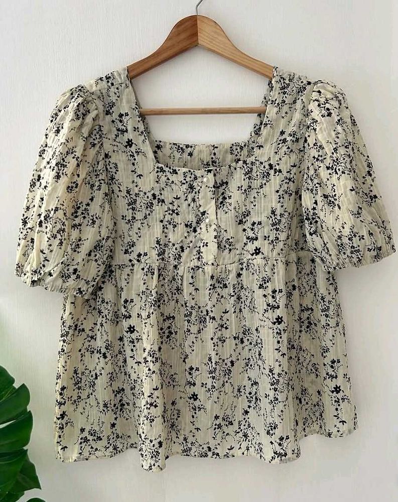 Floral Square Neck Puff Sleeve Top