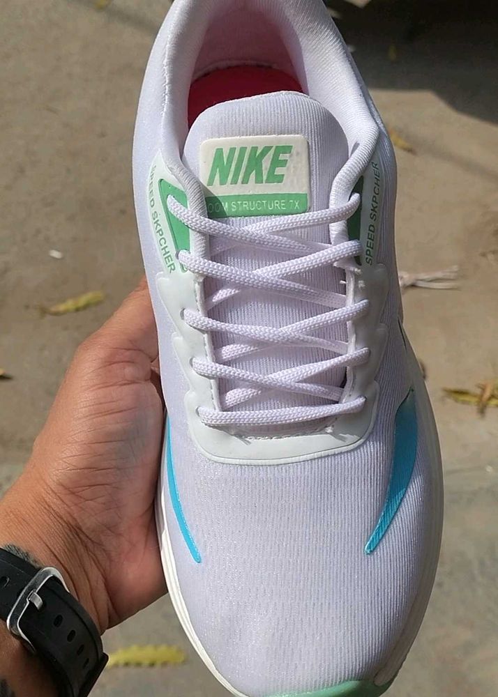 Nike Speed Skpcher Running Shoes