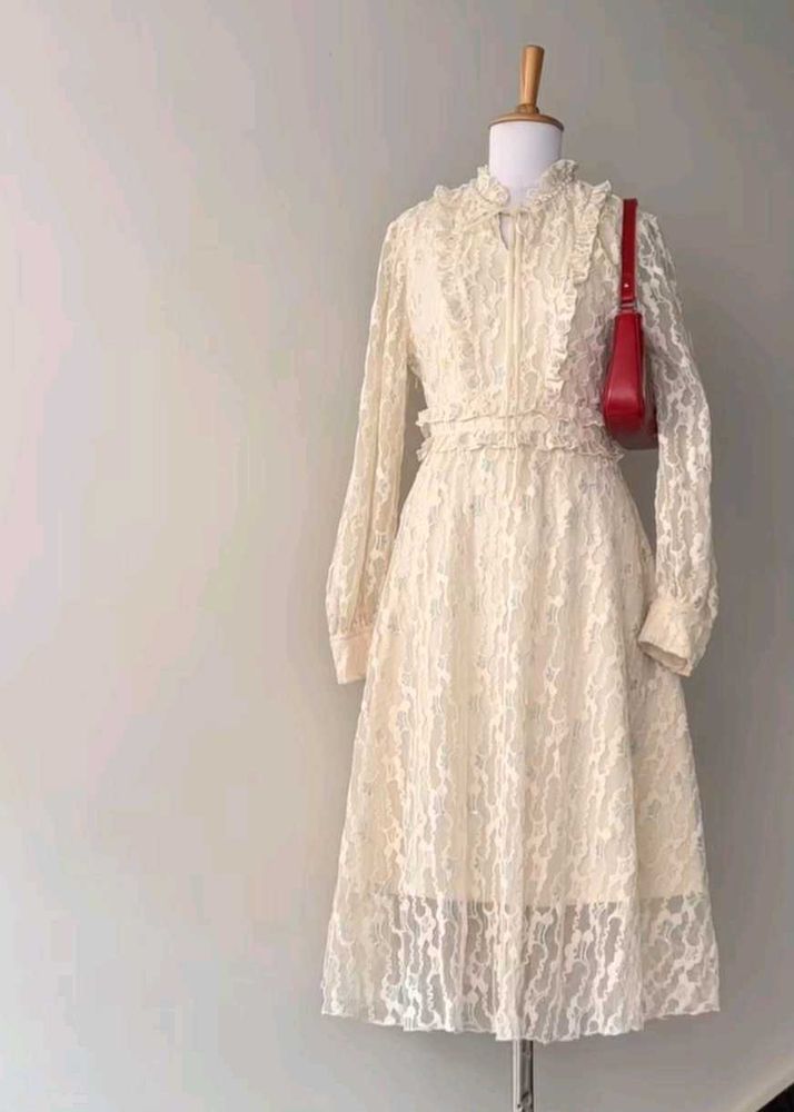 Elegant Cream Lace Midi Dress