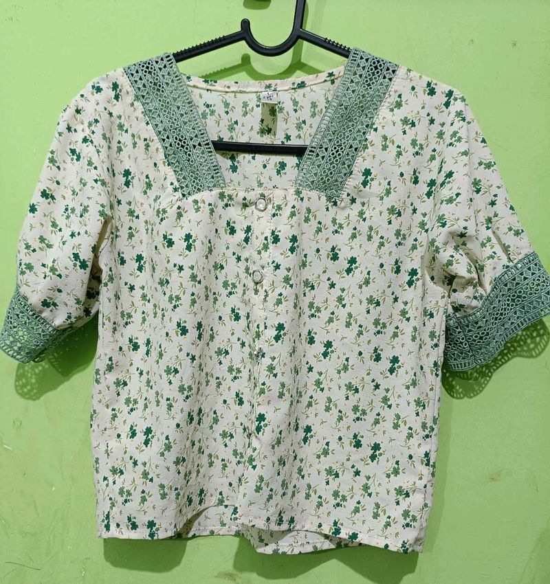Floral Print Crochet Trim Top