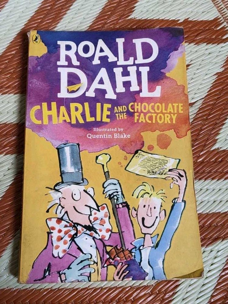 Roald Dahl Charlie and Chocolate Factory Book