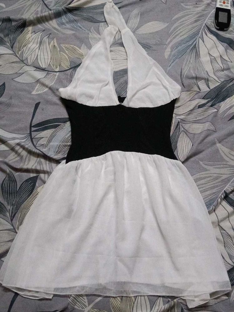 Elegant White &amp; Black Halter Dress