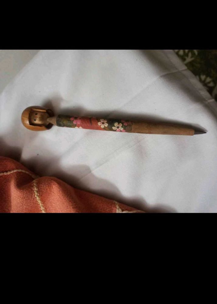 vintage kokeshi doll pen (collectible)