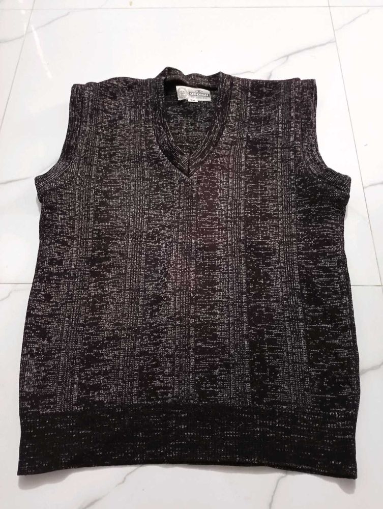 Vintage Sleeveless Knit Sweater Vest