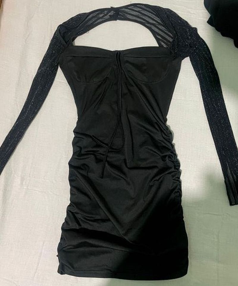 Chic Black Ruched Bodycon Dress