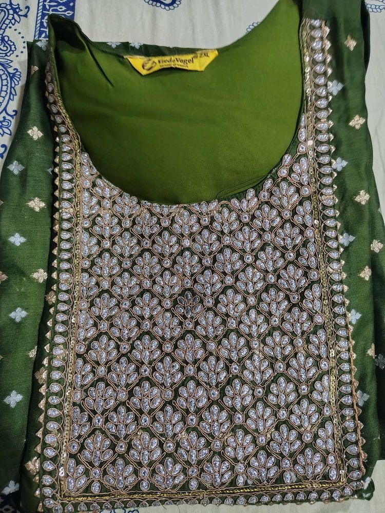 Embroidered Kurta by Freda Vagel