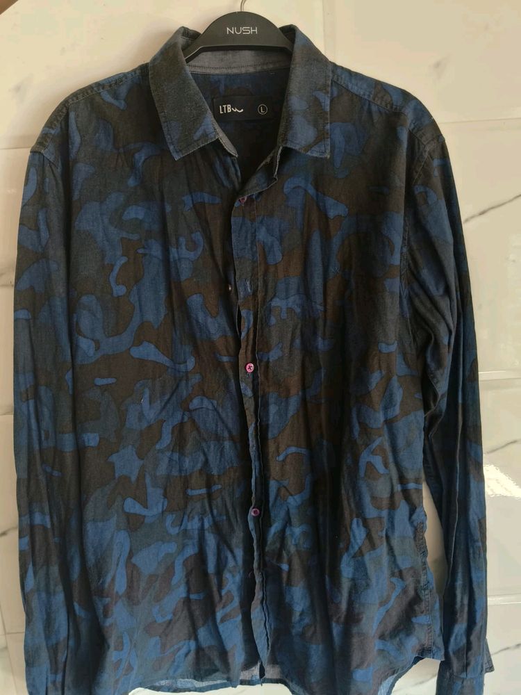 Shirt For Mens Size M In