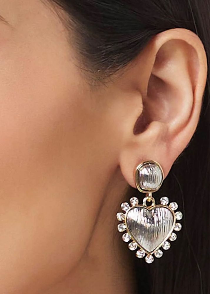 Gold toned and artificial stone drop earring