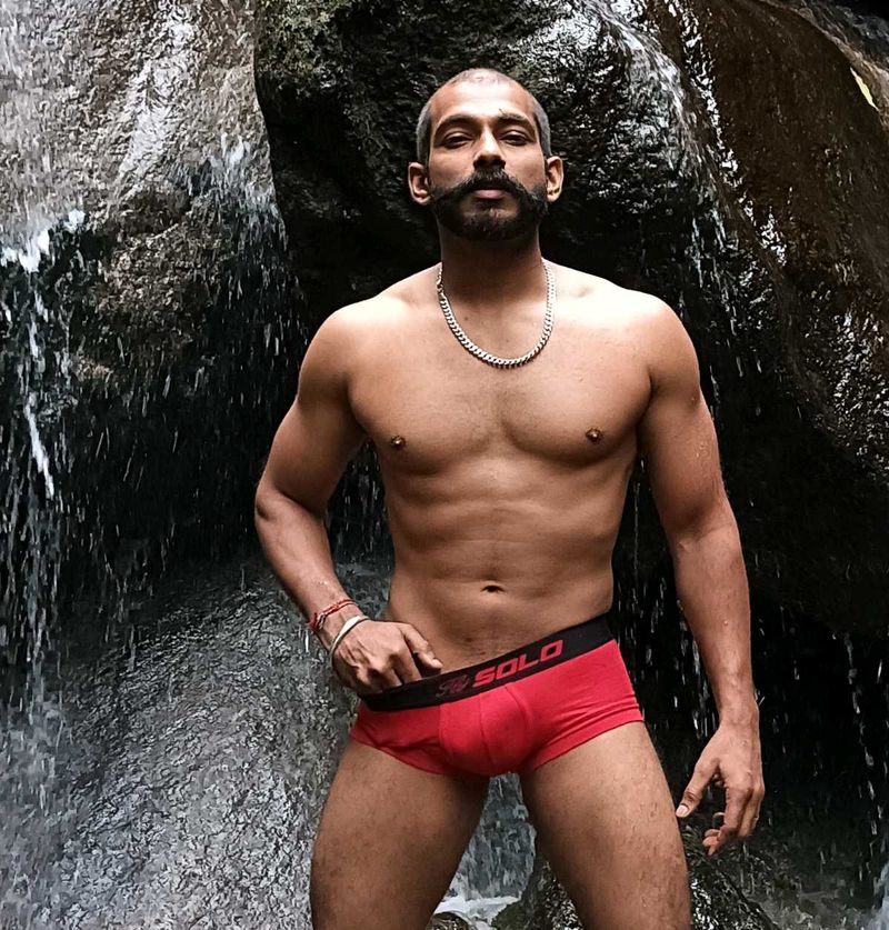 Men's Red Solo Boxer Briefs
