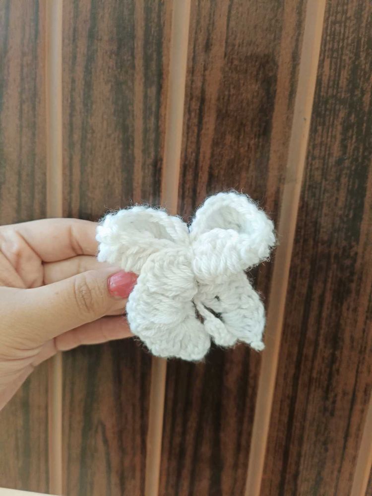 Handmade Crochet bow Hair Clip