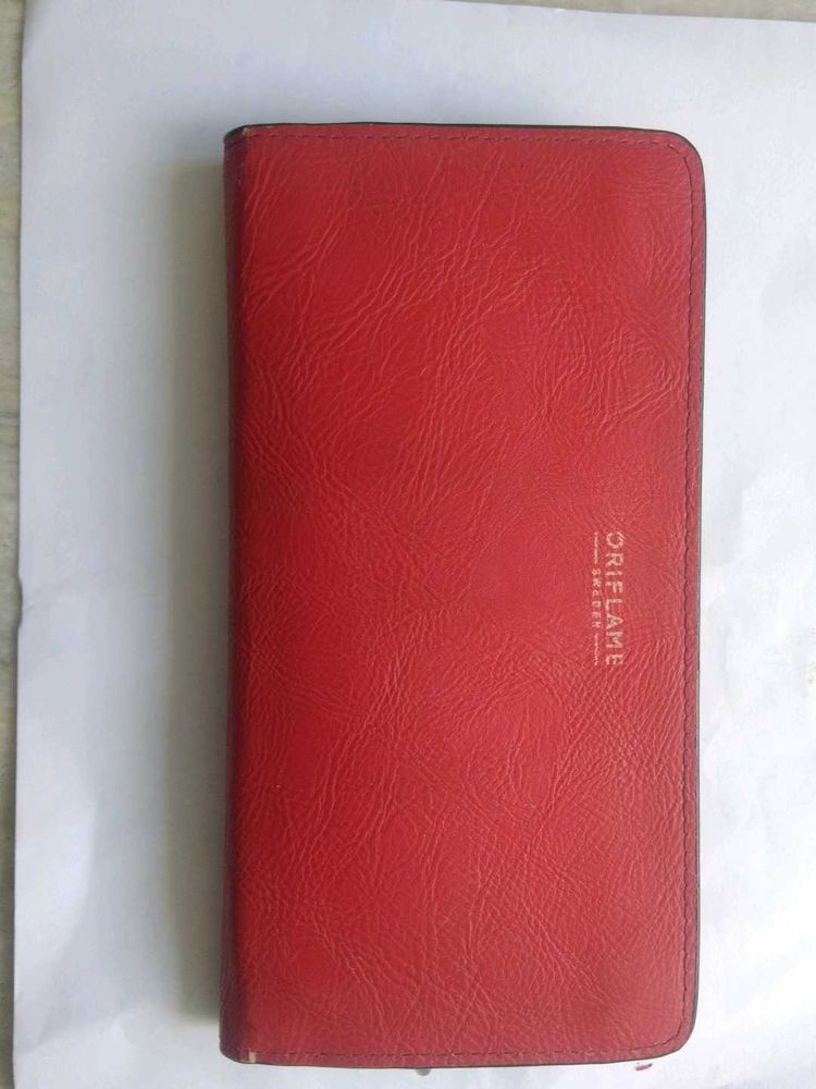 Oriflame Red Wallet