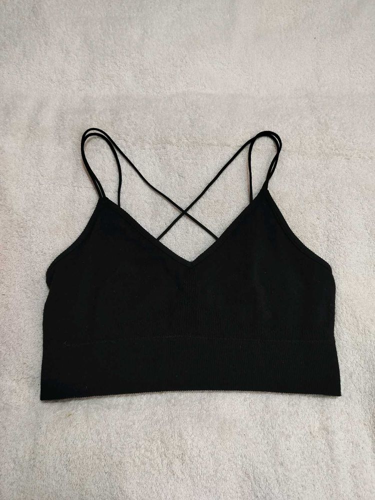Black Criss-Cross Strap Sports Bra