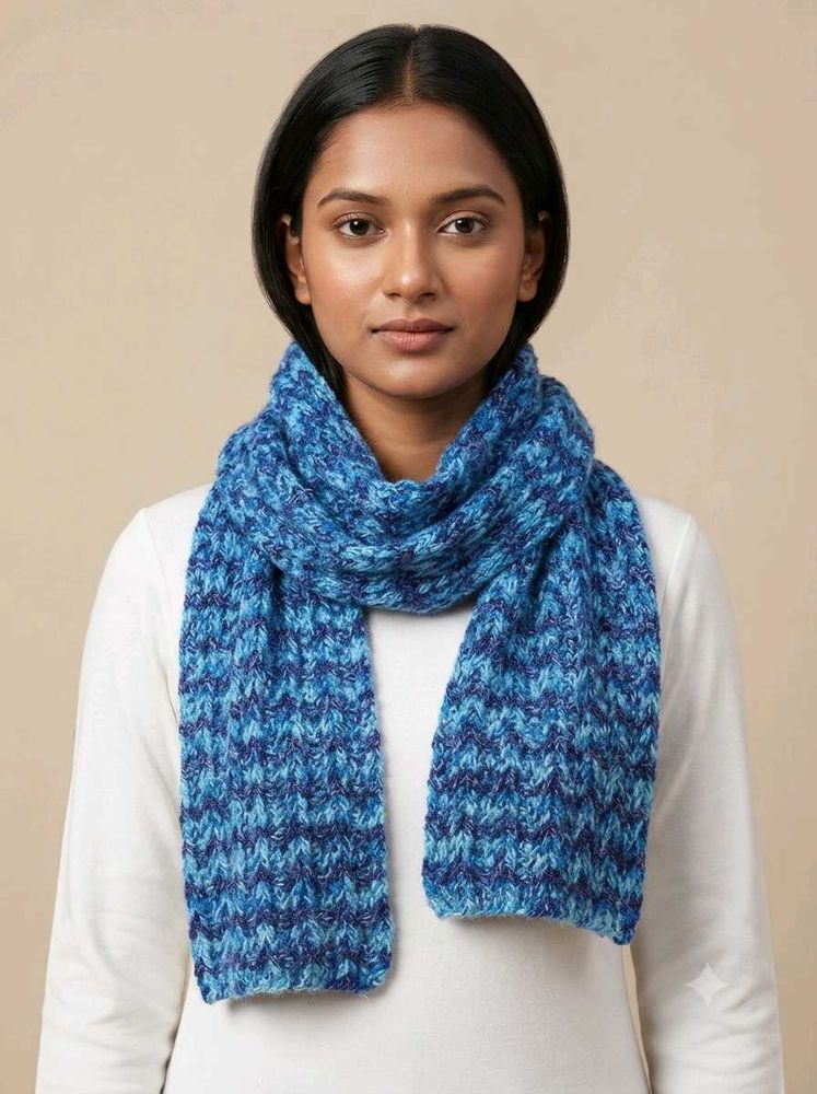 Handmade woolen muffler