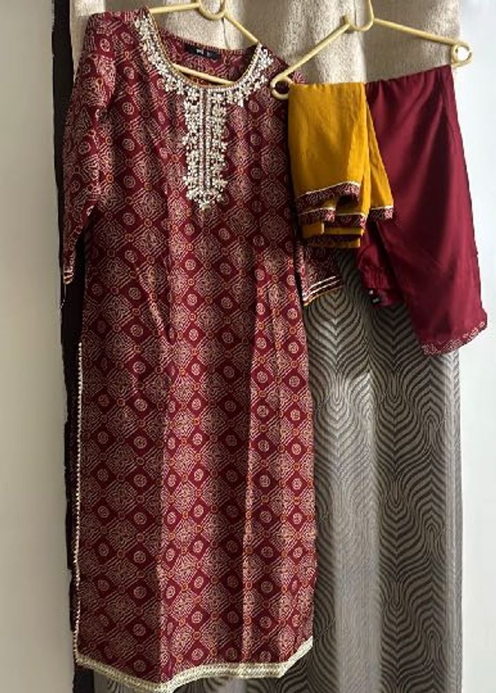Maroon Ethnic Kurta Set with Embellished Neckline