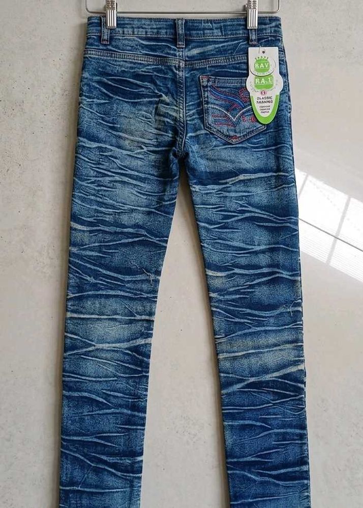 Stylish Blue Wash Jeans