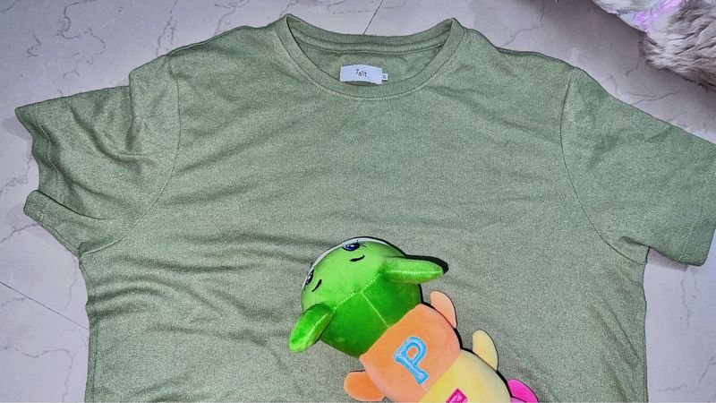 Solid Green Relaxed Fit T-Shirt