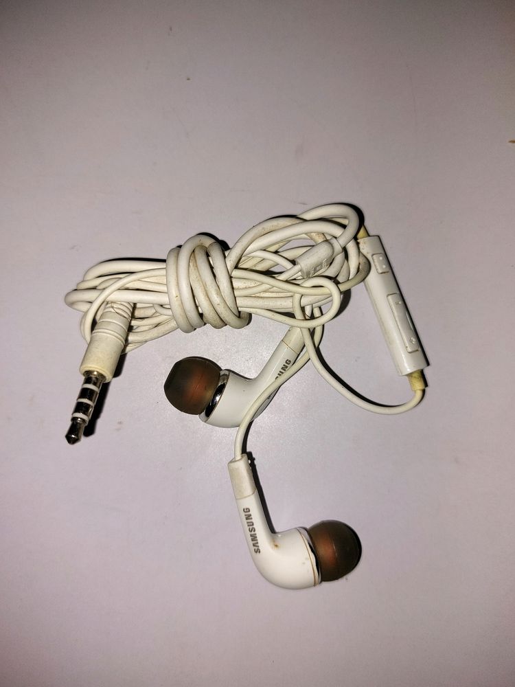 Earbuds
