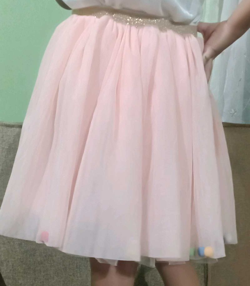 Cute Pink Tulle Skirt.waist 20.length33 cm
