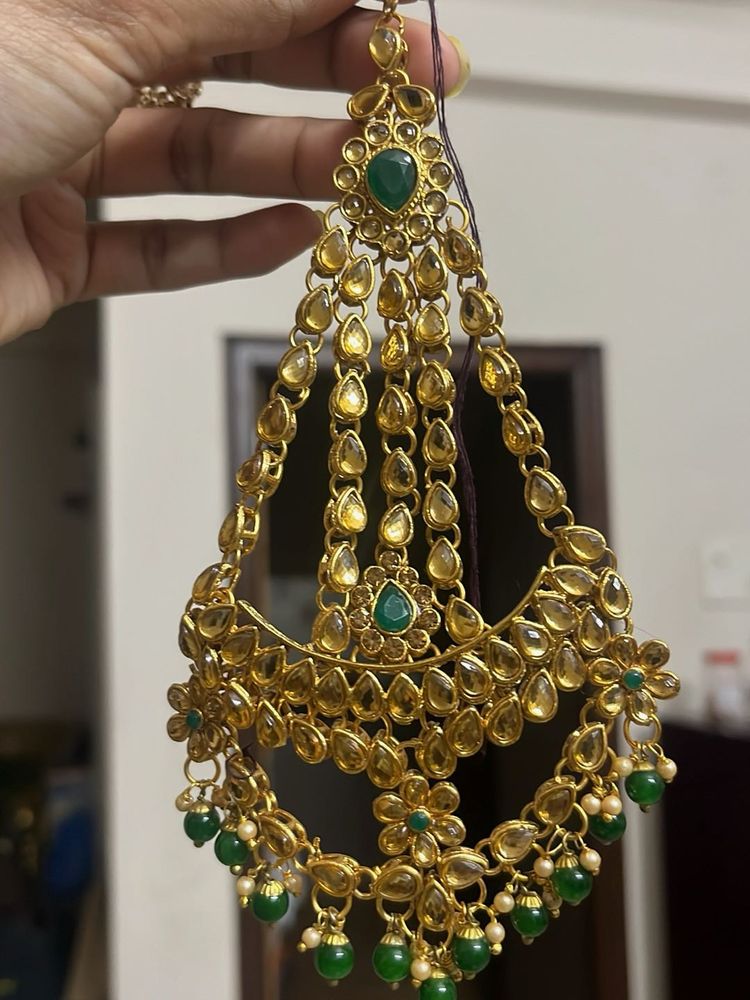 Gold-Tone Tikka jhoomer pasa passa
