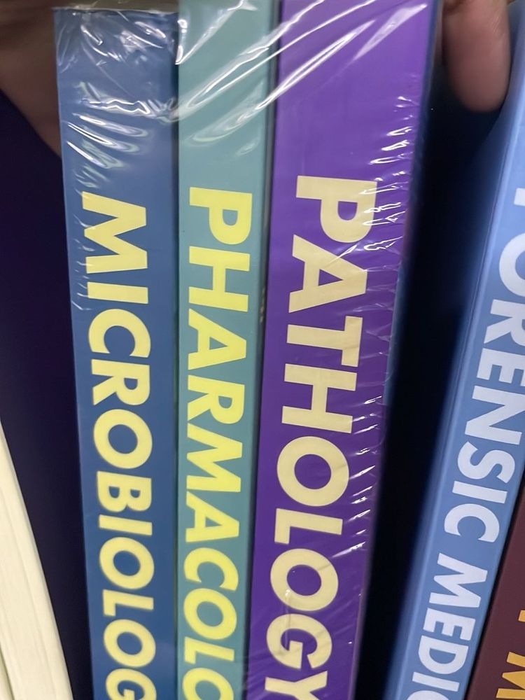 Medical Textbooks - Microbiology, Pharmacology, Pa