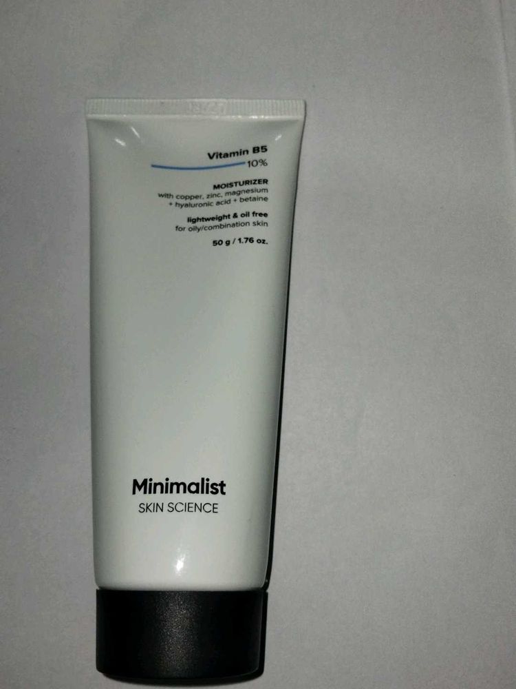 Minimalist Vitamin B5 Moisturizer