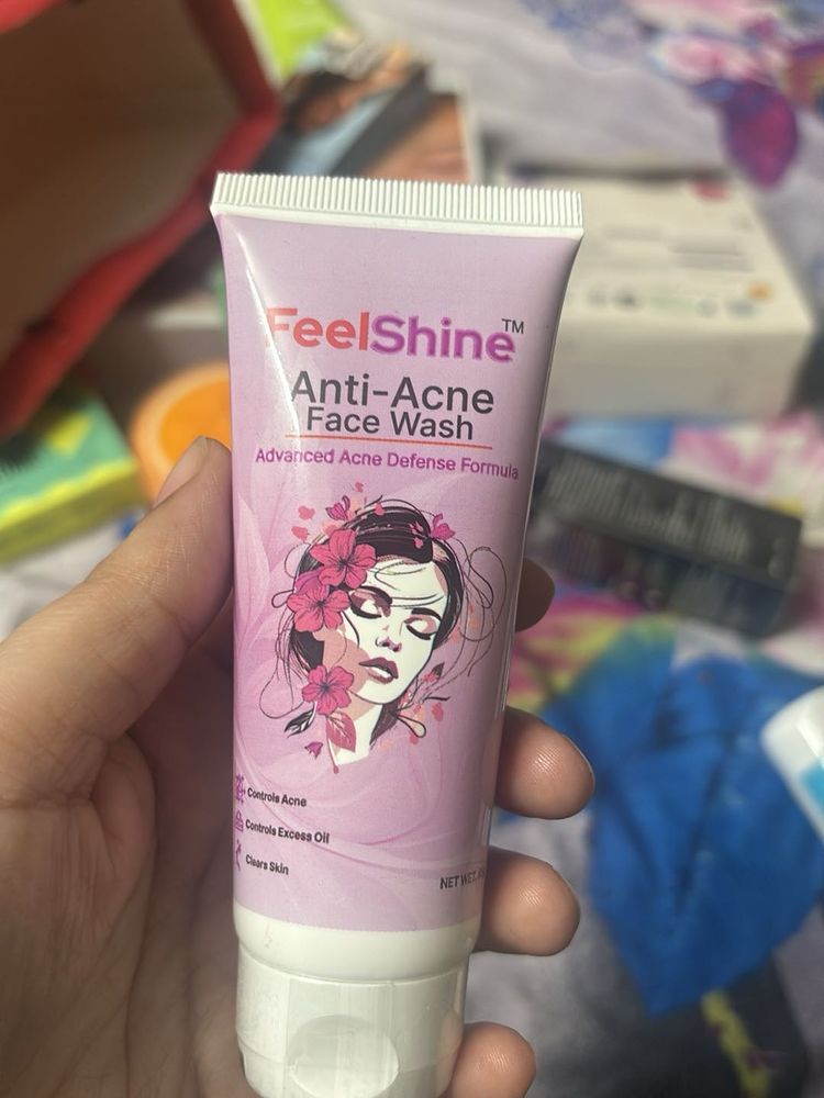 FeelShine Anti-Acne Face Wash