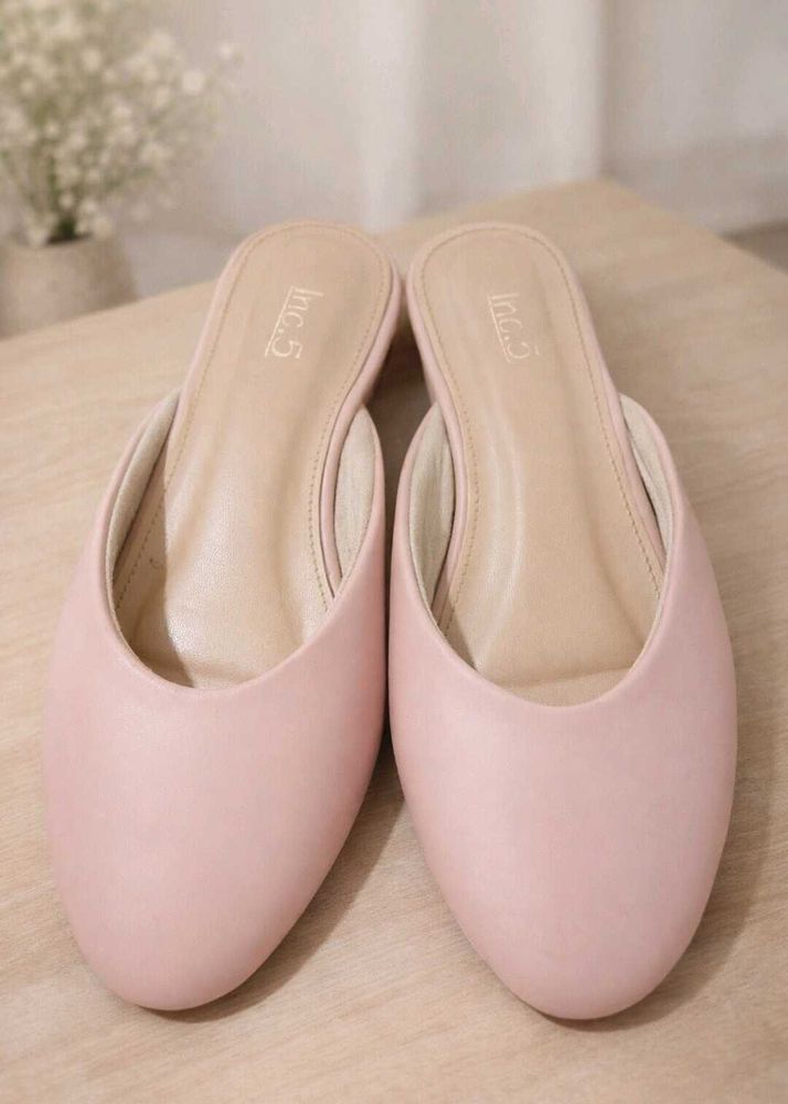 INC.5 Pink Slip-On Flats