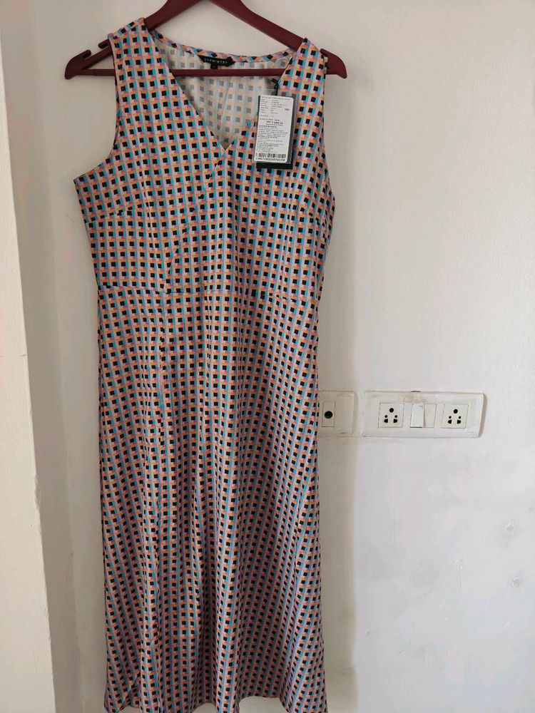 Chic Geometric Print Dress