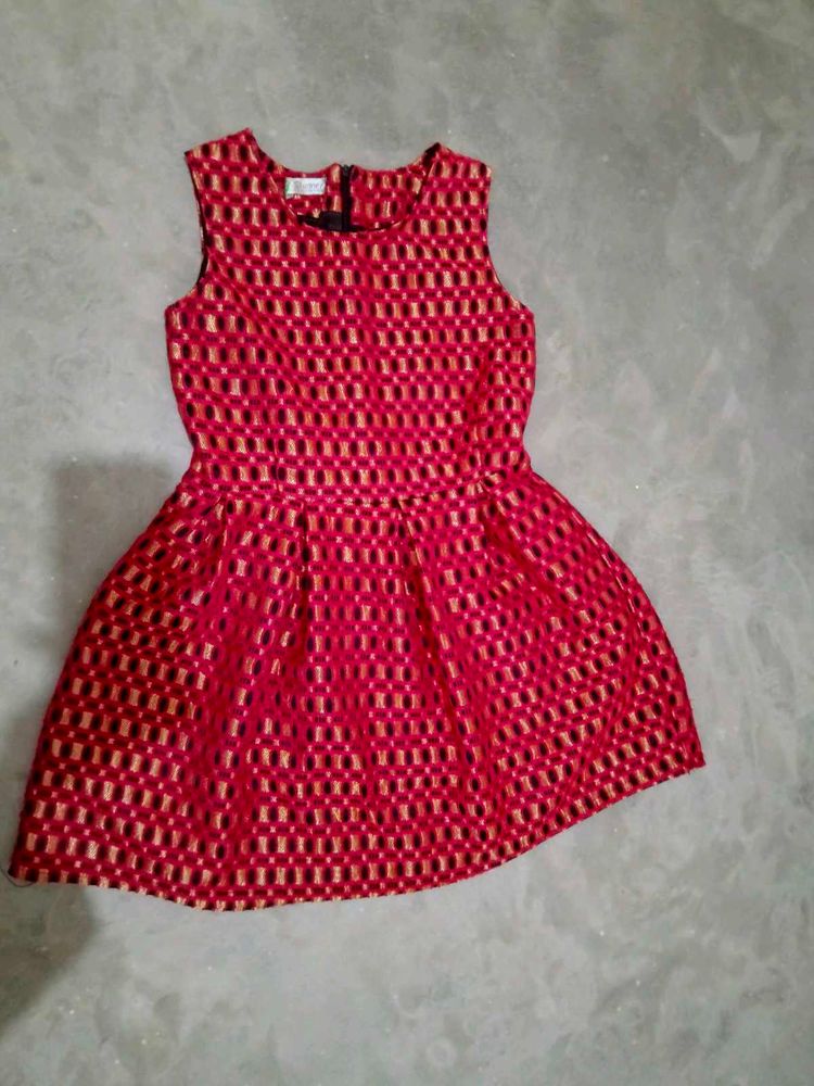 Chic Sleeveless Textured Dress