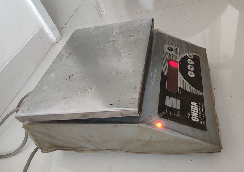 Selling a used ONIDA Digital Electronic Weighing S