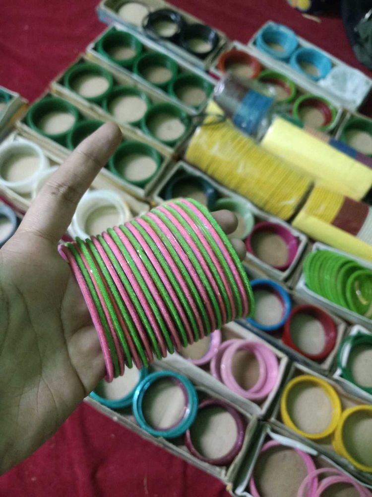 Assorted Color Bangles Set