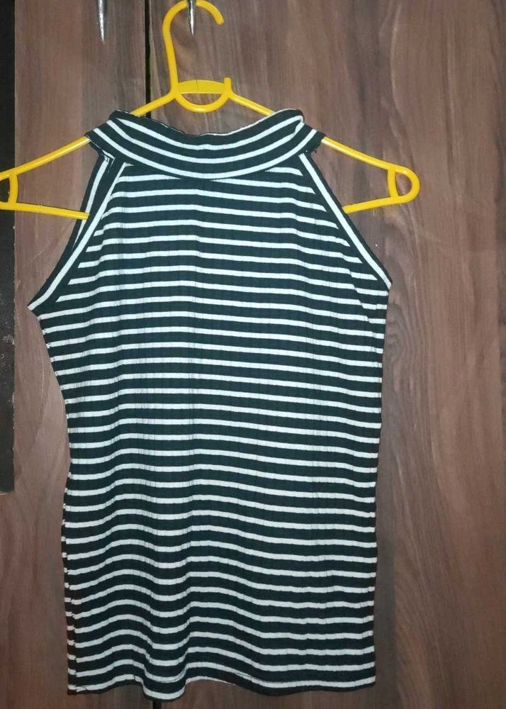 Bold Stripe High‑Neck Tank