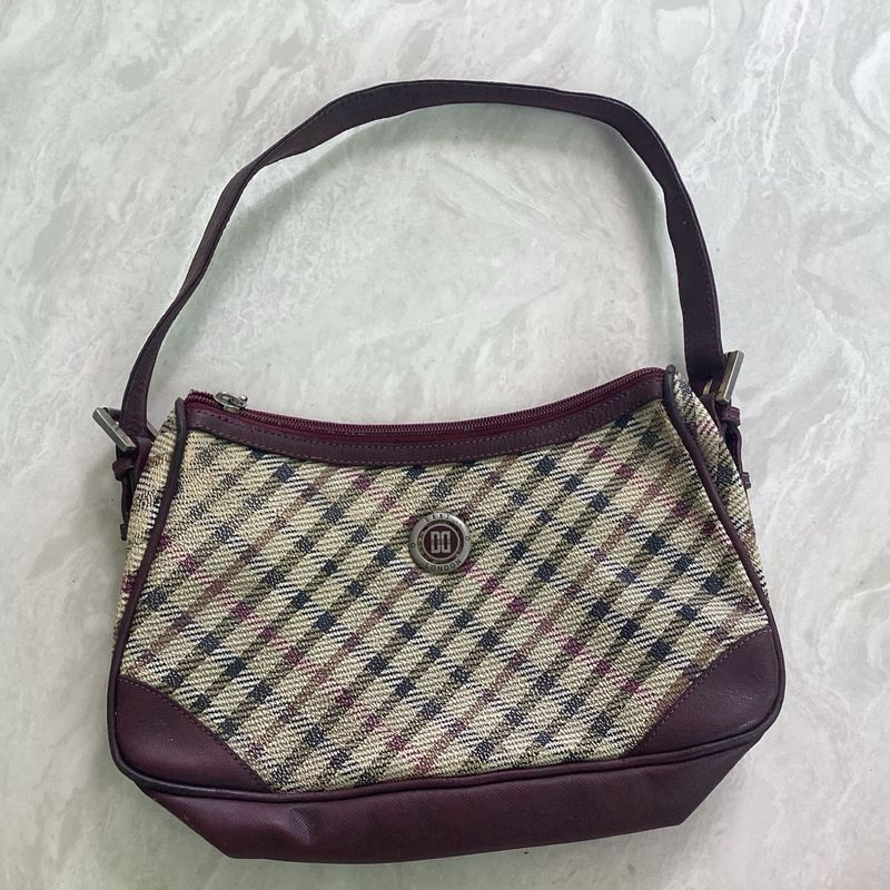 Daks Chic Plaid y2k Shoulder Bag