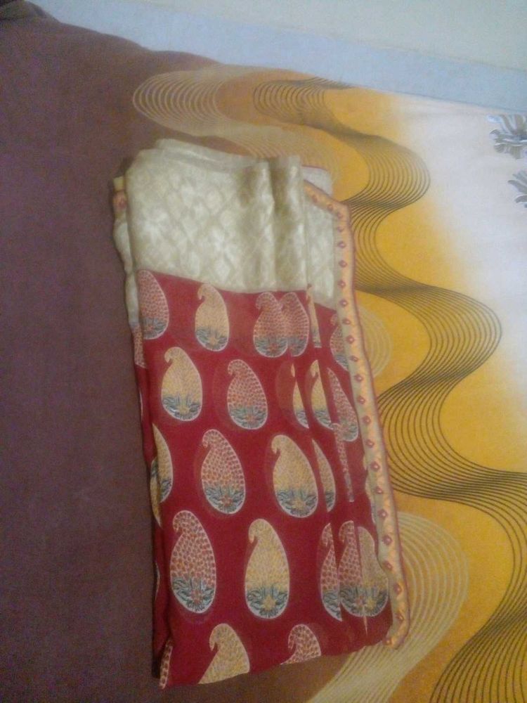 Combo Of Five Nice Sarees  In Very good Condition.