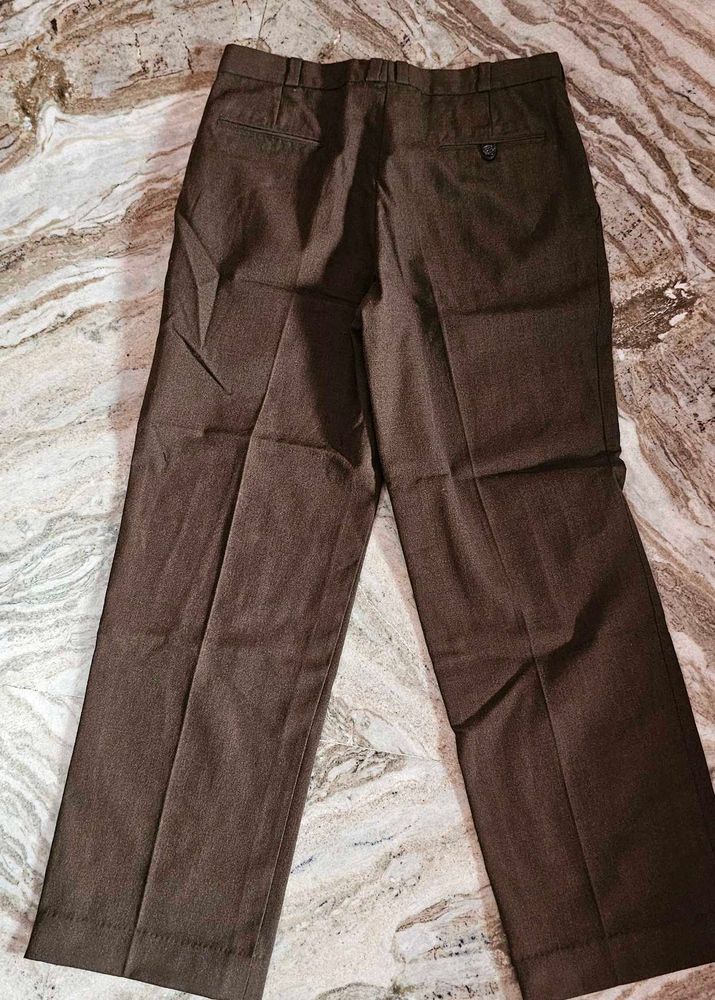 Men's Classic Brown Trousers