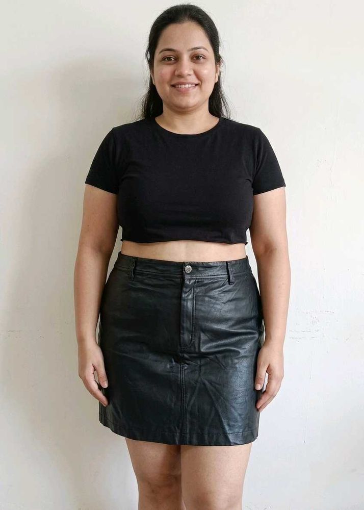 Plus Size Black Faux Leather Mini SkirtnWaist 40"
