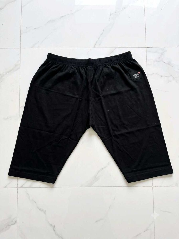 Comfortable Black Capri Pants