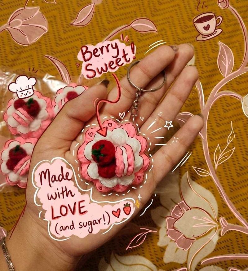 crochet cream tert Keychain🩷✨