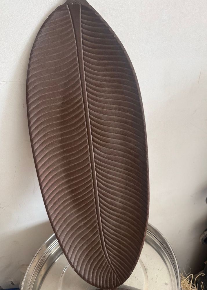 Leaf Design Decorative Tray