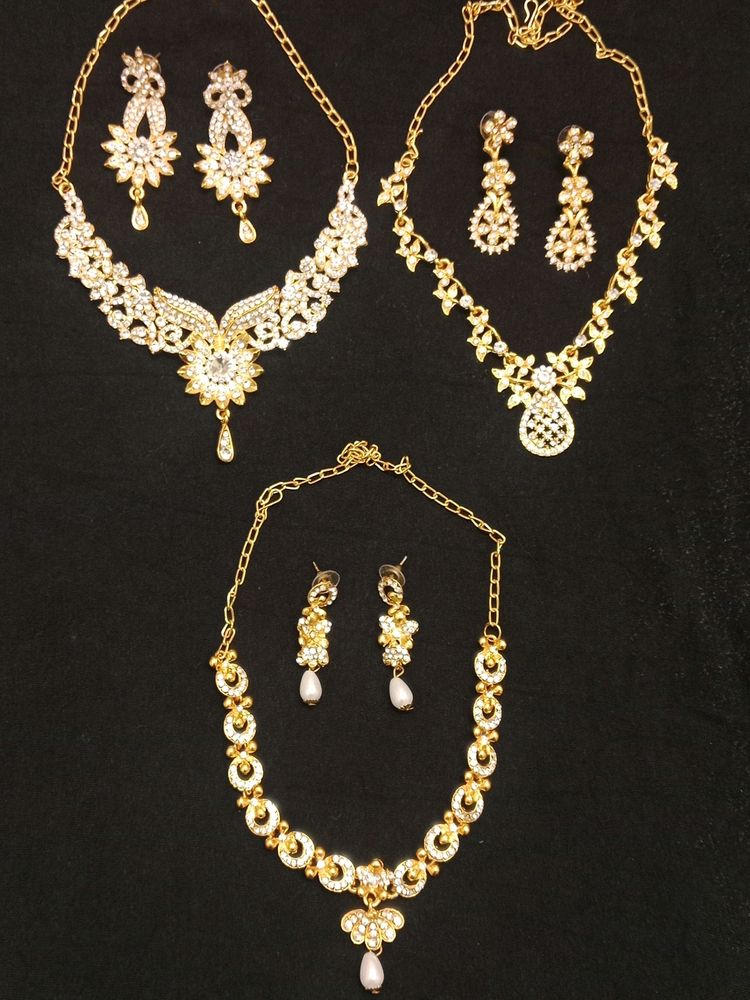 Golden White Shining Jwellery Sets Of 3🔥