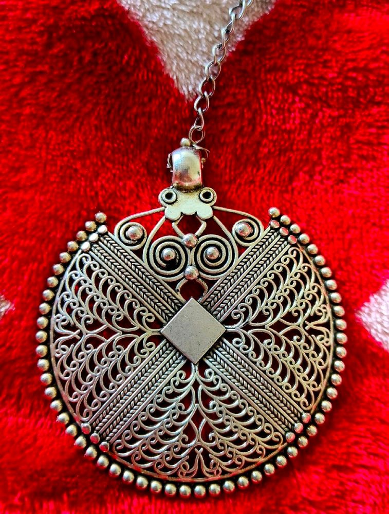 Oxidised Maangtika