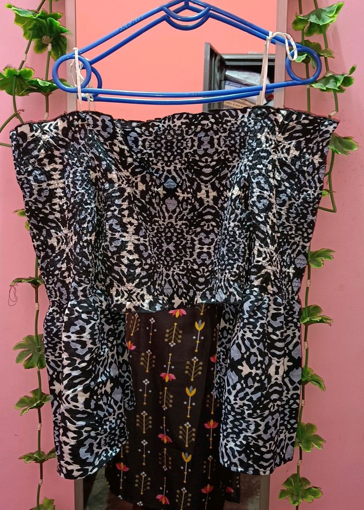 Crop Top Bell Sleeve