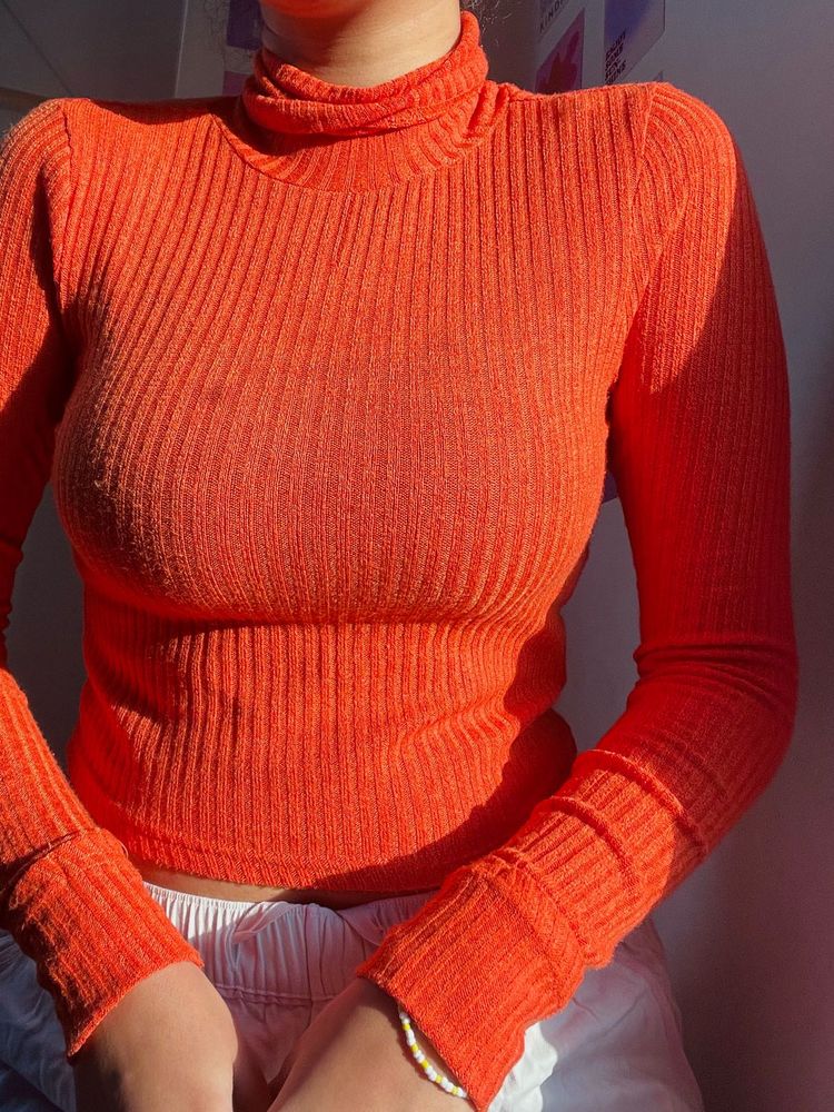 Orange Fitted Top🍊🐈