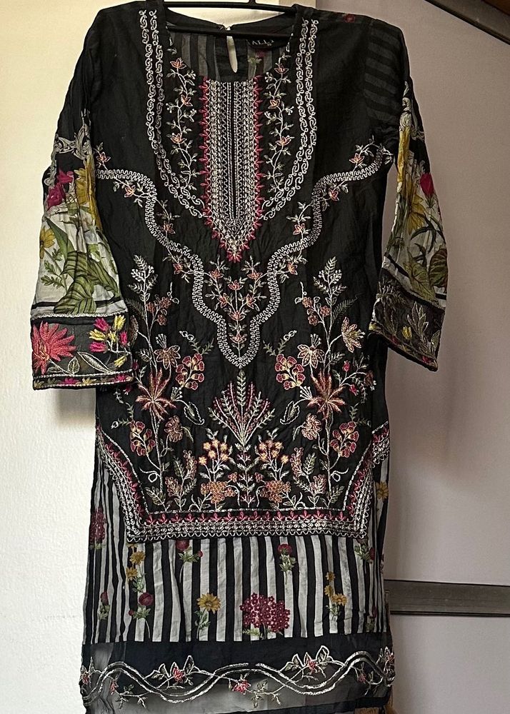 Embroidered Black Kurta